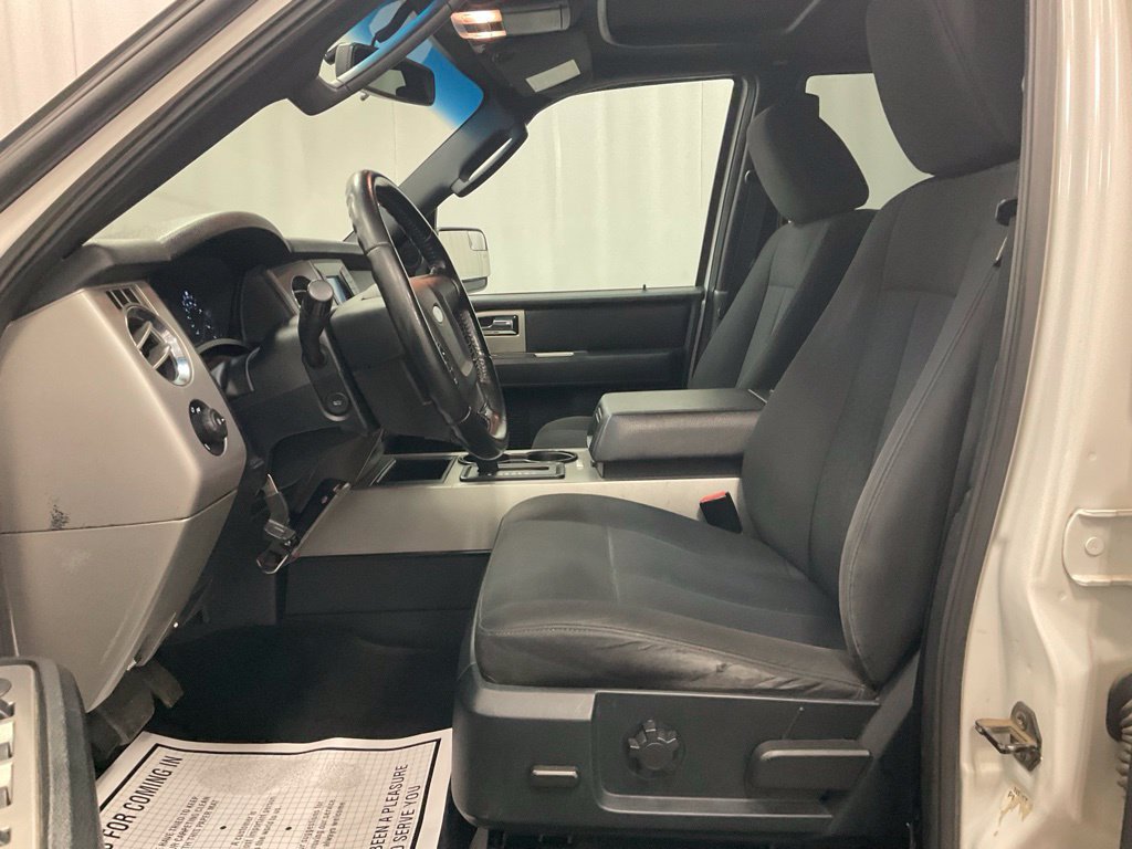 Used 2017 Ford Expedition EL XLT AWD/4WD image 6