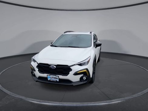 Used 2024 Subaru Crosstrek 2.5i Sport AWD/4WD image 3