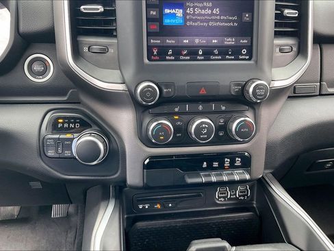 Used 2019 RAM 1500 Big Horn AWD/4WD image 35