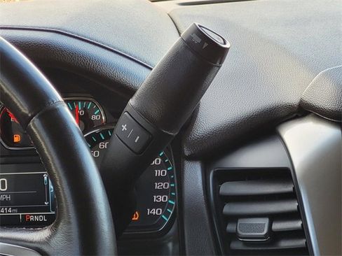 Used 2019 Chevrolet Suburban Premier image 26