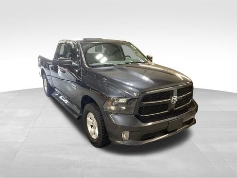 Used 2017 RAM 1500 Express AWD/4WD image 8