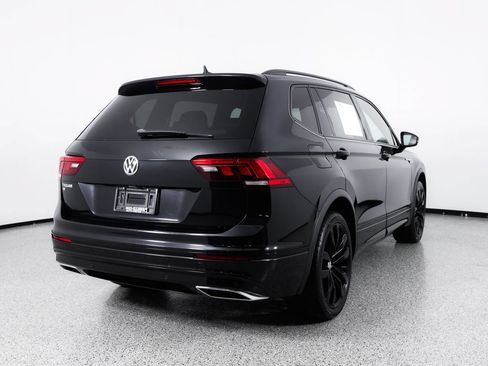 Used 2021 Volkswagen Tiguan SE R-Line FWD image 9