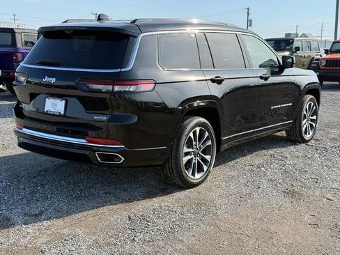 New 2025 Jeep Grand Cherokee L Overland w/ Advanced Protech Group III AWD/4WD image 4
