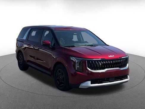 Used 2026 Kia Carnival FWD image 3