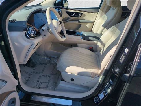 Certified 2023 Mercedes-Benz EQS 580 4MATIC SUV image 20
