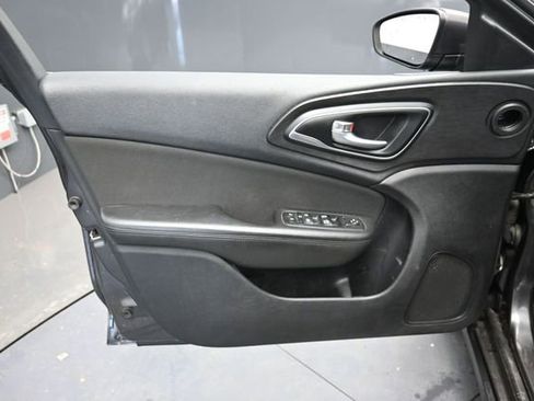 Used 2015 Chrysler 200 Limited w/ Spring Special Group FWD image 12