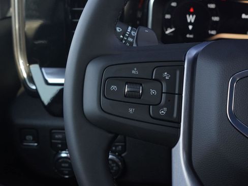 New 2026 GMC Sierra 1500 Elevation image 16