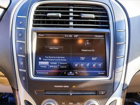 Used 2016 Lincoln MKX Reserve w/ Technology Package image 21