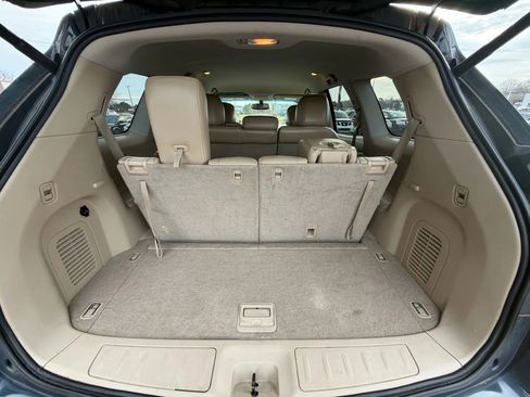 Used 2014 Nissan Pathfinder SL w/ SL Tech Package image 9