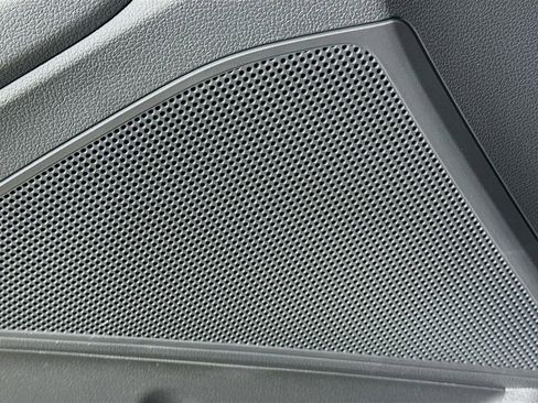 Certified 2022 Hyundai Ioniq Blue image 18