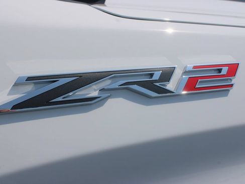 New 2026 Chevrolet Silverado 1500 ZR2 AWD/4WD image 13
