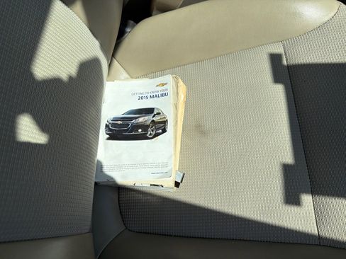 Used 2015 Chevrolet Malibu LT w/ Power Convenience Package image 21