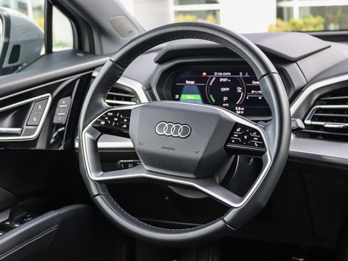 Used 2023 Audi Q4 e-tron Premium Plus w/ Premium Plus RWD image 17