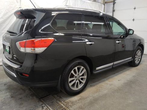 Used 2014 Nissan Pathfinder SL w/ SL Tech Package image 10