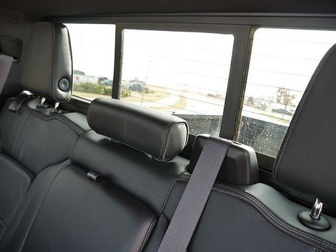 Used 2021 Chevrolet Silverado 2500 High Country w/ Z71 Off-Road Package image 17