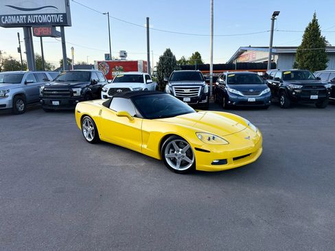 Used 2006 Chevrolet Corvette Convertible w/ Preferred Equipment Group RWD image 3