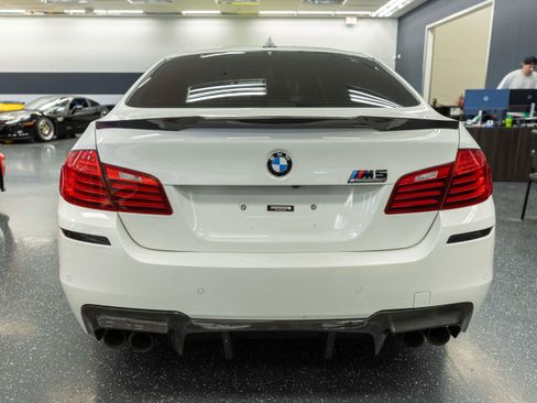 Used 2014 BMW M5 RWD image 7
