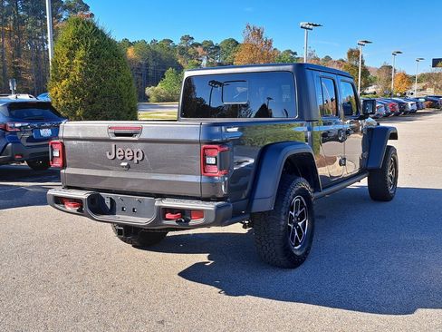 Used 2024 Jeep Gladiator Rubicon image 5