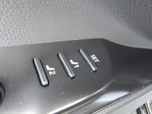 Used 2026 Toyota Camry XLE w/ Premium Plus Package FWD image 14