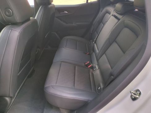 New 2026 Chevrolet Equinox LT w/ Convenience Package II FWD image 28