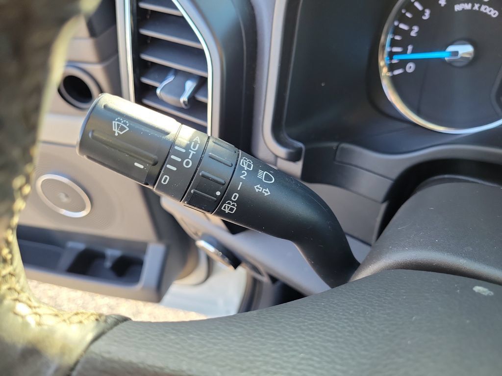 Used 2021 Ford Expedition Limited RWD image 33