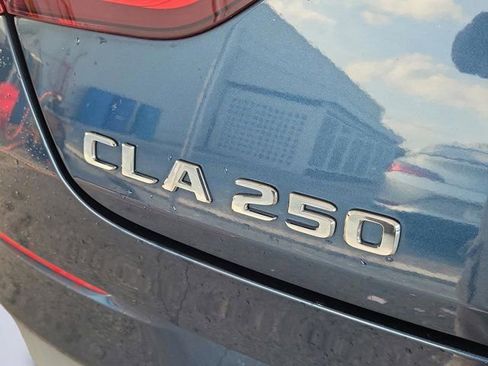 Used 2022 Mercedes-Benz CLA 250 image 5