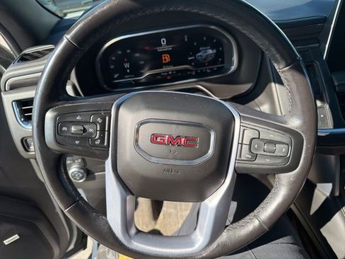 Used 2022 GMC Yukon SLT w/ SLT Premium Package image 26