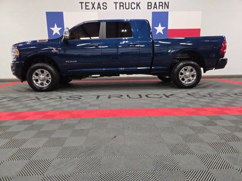 Used 2024 RAM 2500 Laramie w/ Towing Technology Group AWD/4WD image 1