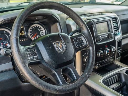 Used 2017 RAM 3500 Tradesman w/ Chrome Appearance Group AWD/4WD image 24