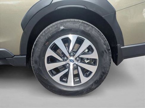 Used 2024 Subaru Outback Premium image 23