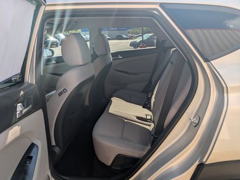 Used 2019 Hyundai Tucson SEL image 10