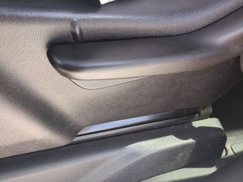 Used 2019 Chevrolet Silverado 1500 LT RWD image 22