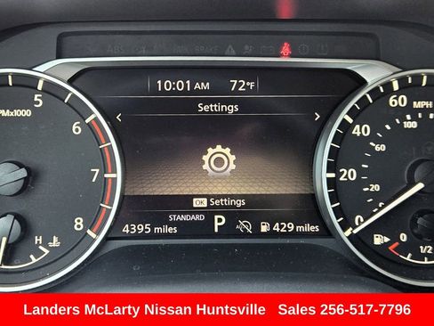 Used 2025 Nissan Rogue SV image 26