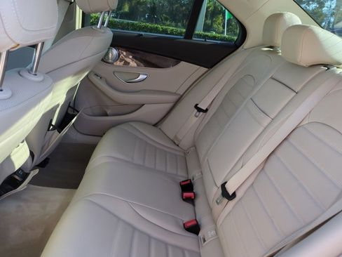 Used 2015 Mercedes-Benz C 300 4MATIC Sedan image 13
