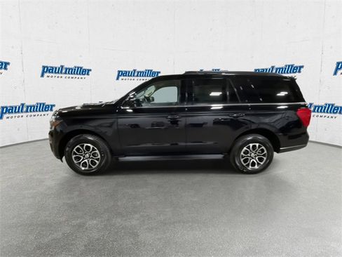 Used 2024 Ford Expedition XLT image 6
