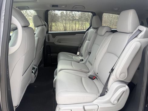 Used 2018 Honda Odyssey EX-L image 11