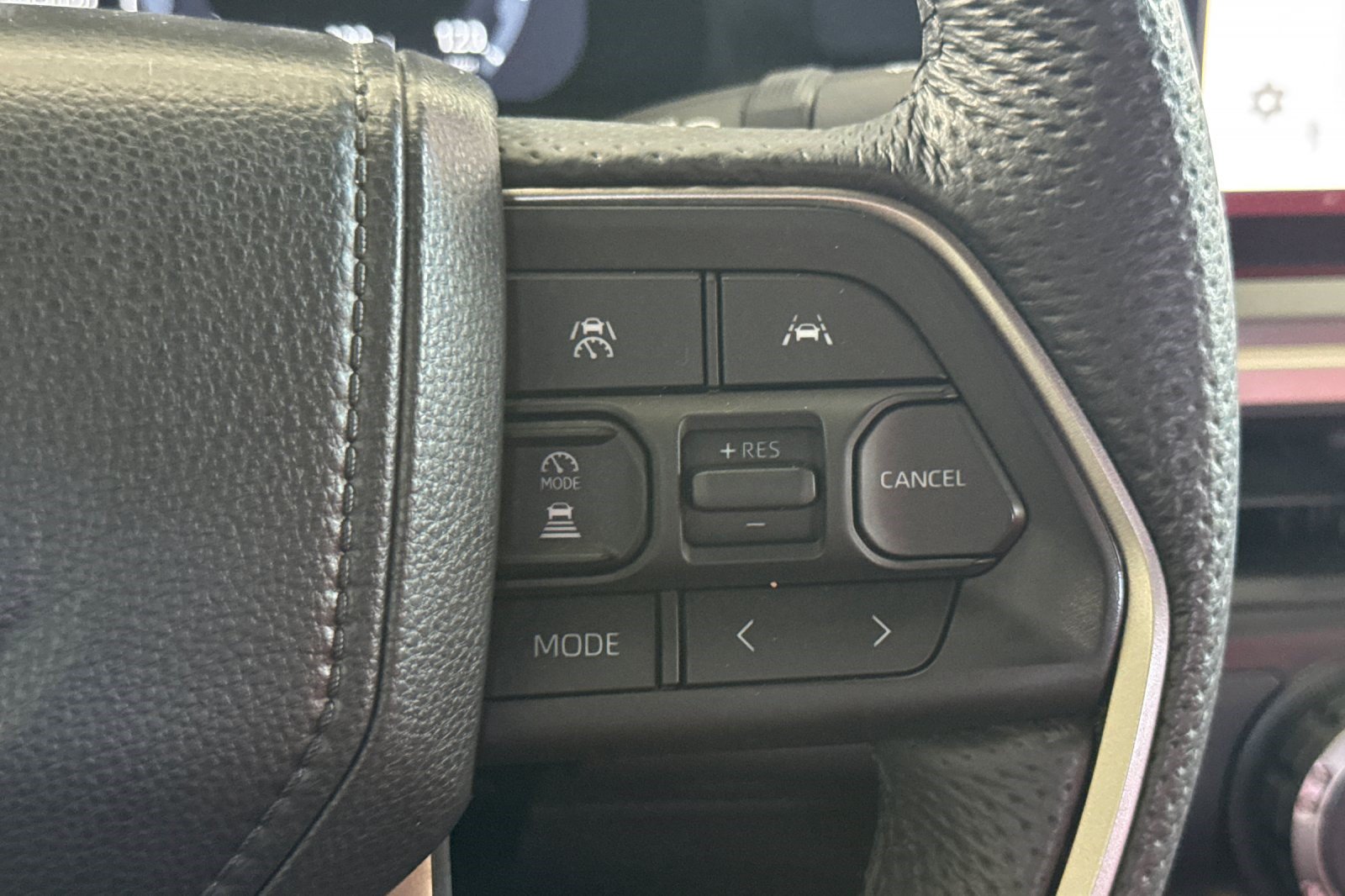 Used 2024 Toyota Tacoma TRD Sport w/ TRD Sport Upgrade Package RWD image 31