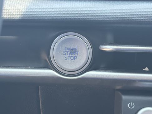 Certified 2025 Hyundai Tucson SE FWD image 26