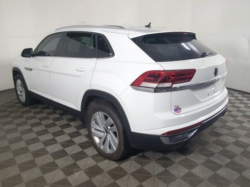 Used 2023 Volkswagen Atlas Cross Sport SE image 5