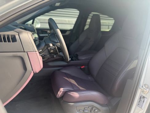 Certified 2026 Porsche Cayenne S AWD/4WD image 15