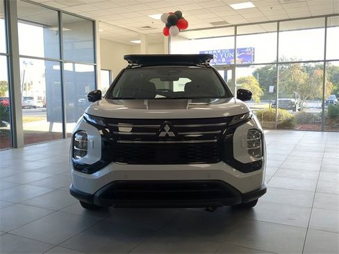 New 2025 Mitsubishi Outlander Trail Edition image 8