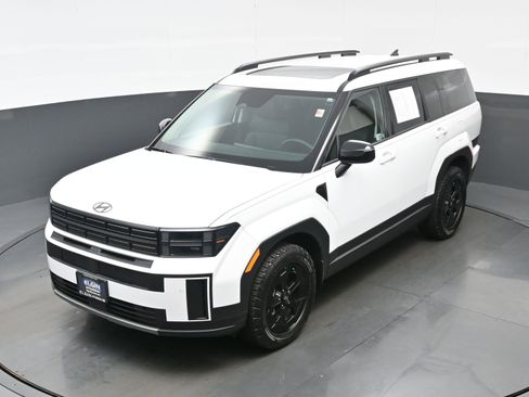 Used 2025 Hyundai Santa Fe XRT image 33