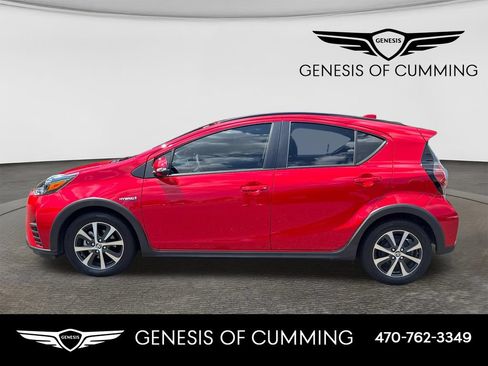 Used 2019 Toyota Prius C FWD image 4