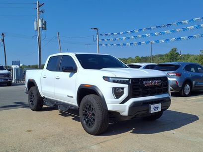 Used 2026 GMC Canyon Elevation