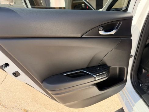 Used 2021 Honda Civic Sport image 12