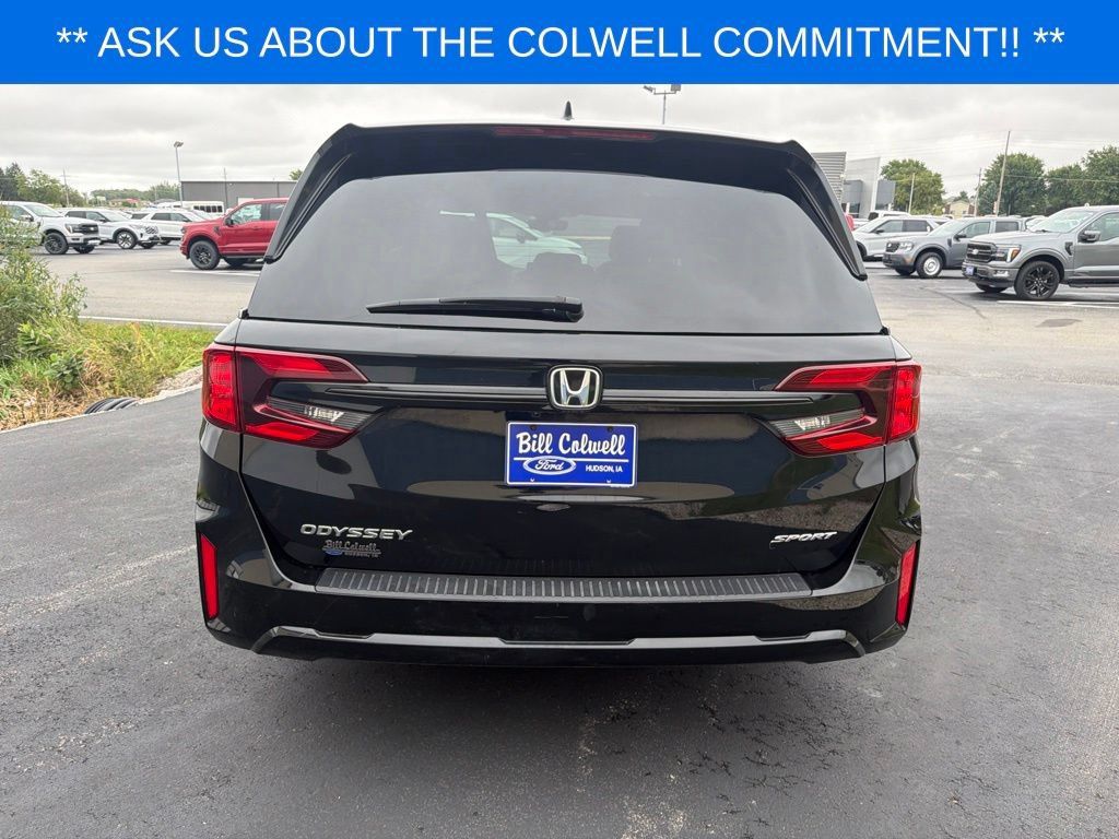 Used 2025 Honda Odyssey Sport-L image 5