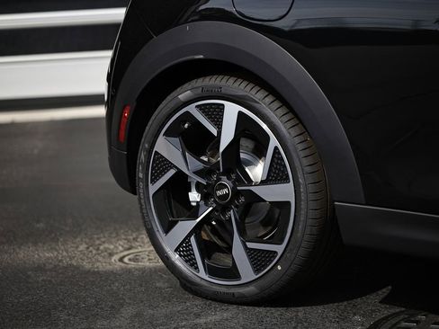 New 2026 MINI Cooper 2-Door Hardtop image 6