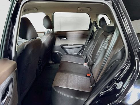 Used 2023 Nissan Rogue SV FWD image 19