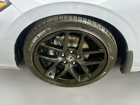 Used 2024 Honda Civic Sport image 8