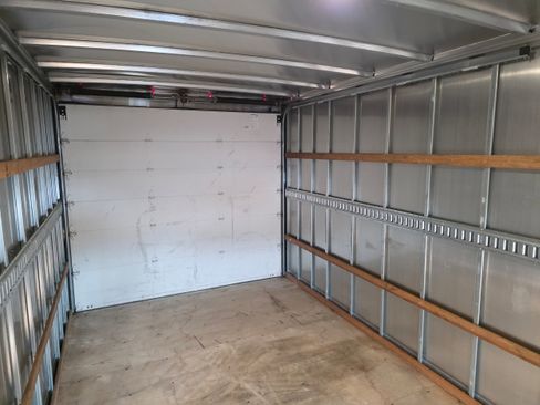 Used 2019 Ford E-350 and Econoline 350 Super Duty w/ Power Windows & Locks Group image 8